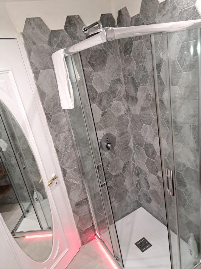 Amendola Rooms Naples Exterior photo