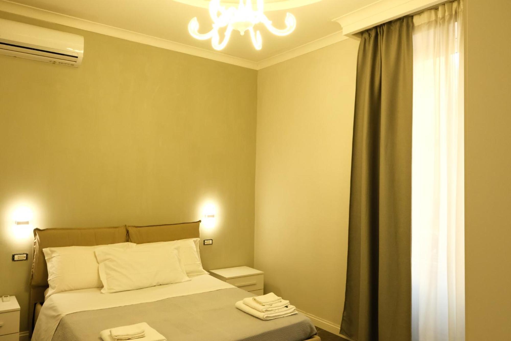 Amendola Rooms Naples Exterior photo